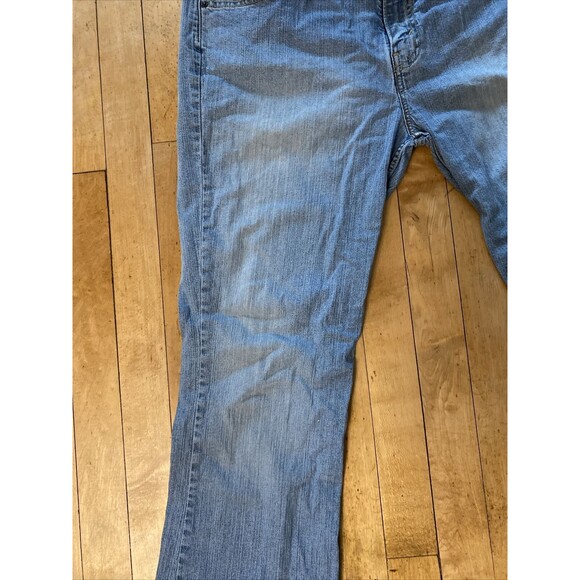 Levi’s Signature Jeans Women’s 34x30 Vintage Light Wash Bootcut Mid Rise - Picture 6 of 16